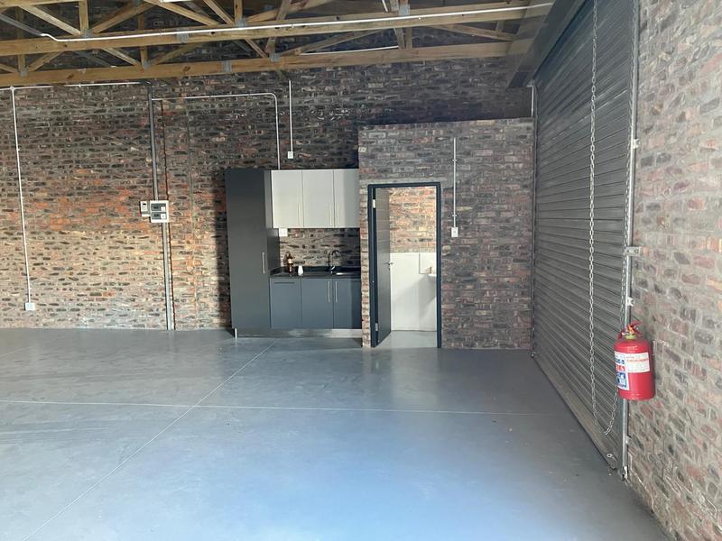 Commercial Property for Sale in Fairview Eastern Cape